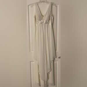 Betsy & Adam White Sleeveless V-Neck High Low Gown